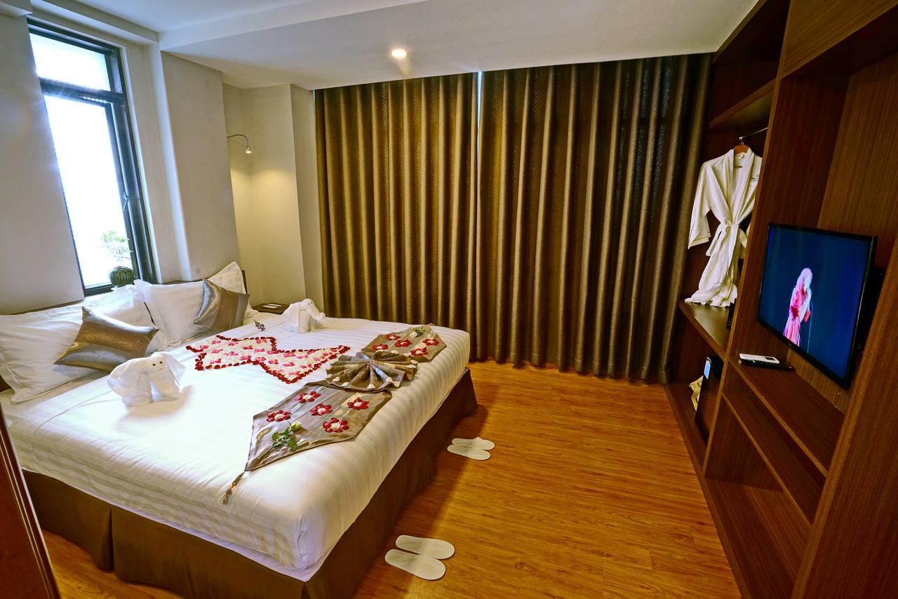 מנדלאי Sanctuary Hotel מראה חיצוני תמונה