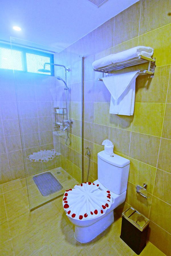 מנדלאי Sanctuary Hotel מראה חיצוני תמונה